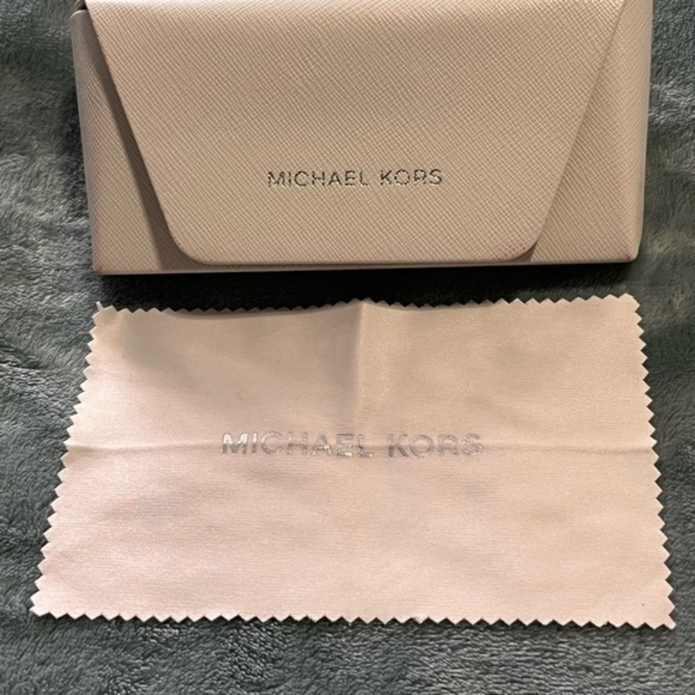 Michael Kors Light Beige Clutch